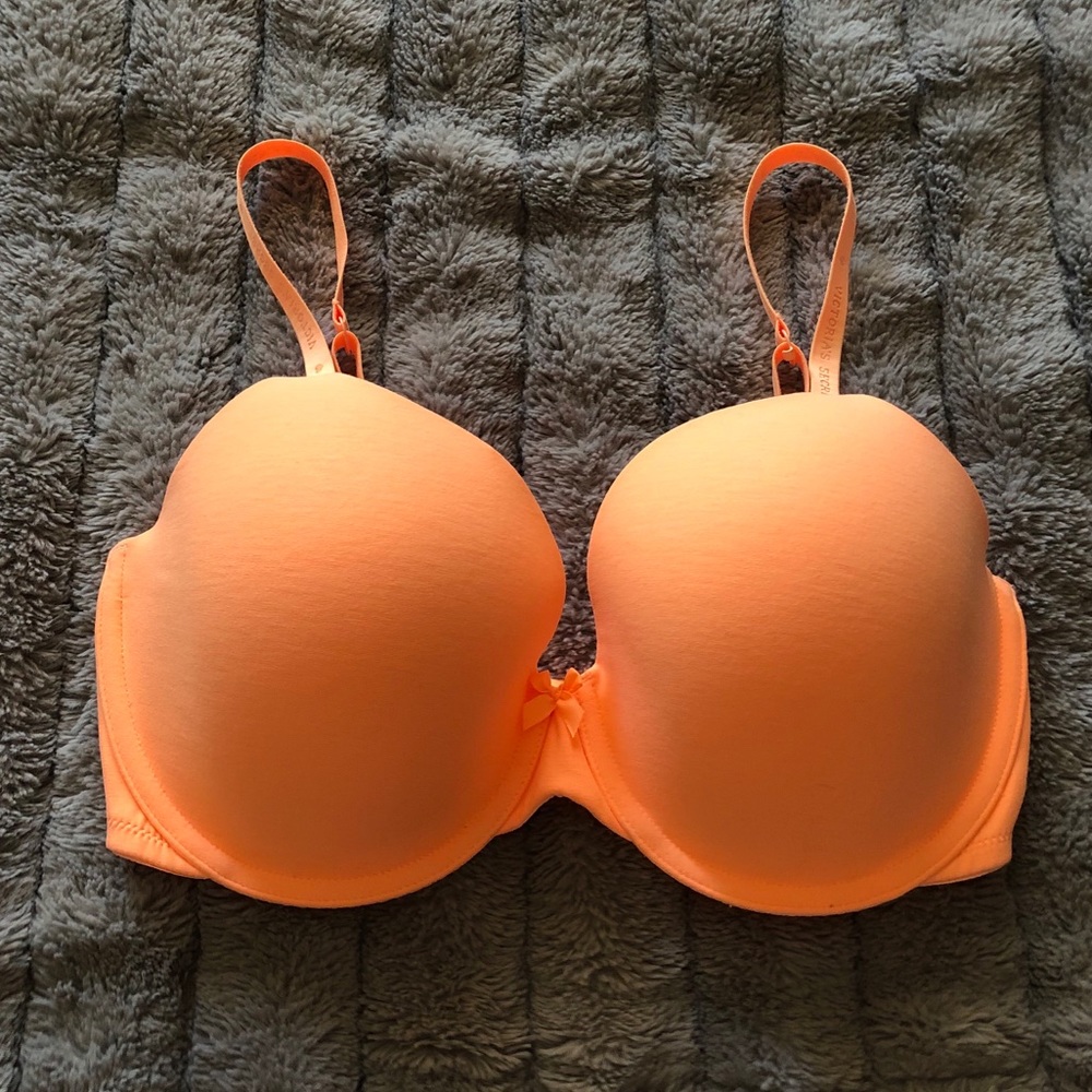 NWOT Victoria’s Secret Bras
